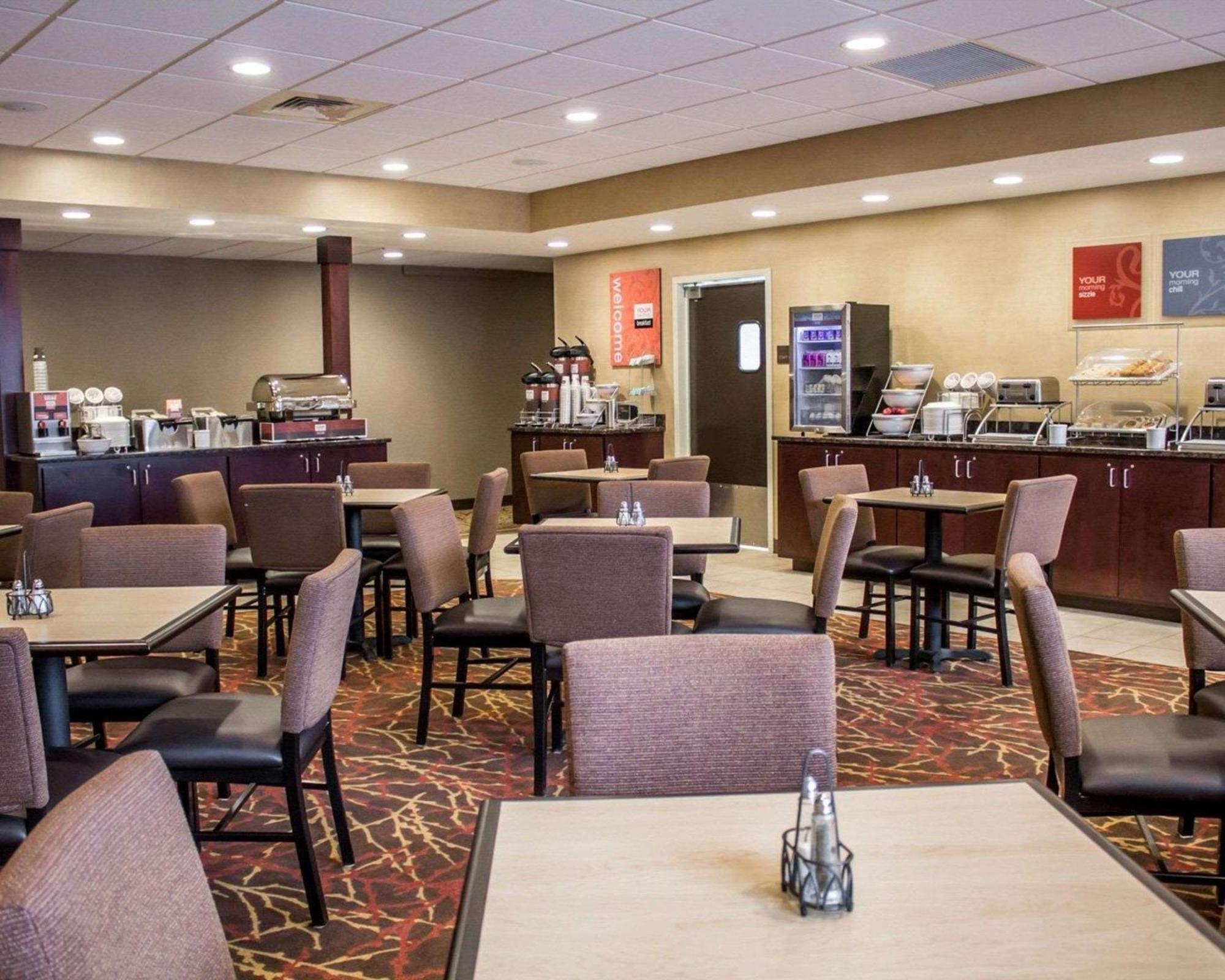 Comfort Inn & Suites Wadsworth Ngoại thất bức ảnh